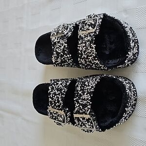 NWOT BLINGED SANDALS.